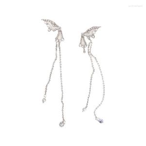 Ryggar örhängen Pearl Tassel Butterfly Ear Clip No Pierced Female Special-intresse Personlighet Söt cool flicka