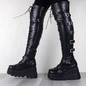 Stiefel Enmayer Female High Platform Oberschenkel High Stiefel Mode Schnalle Punk High Heels Stiefel Frauen Cosplay Kedges Schuhe Frau 230816