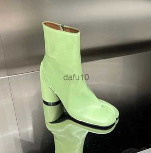 Dress Shoes Tabi Split-toe Women Boots cream-colored Leather Buckle Chunky Block Heels Booties Botas Feminina Shoes Woman HKD230817