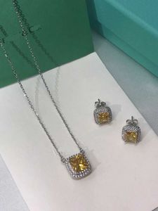 Designer Tiffeny Jewelry 2023 new necklace sugar yellow diamond necklace stud set 925 sterling silver clavicle light luxury