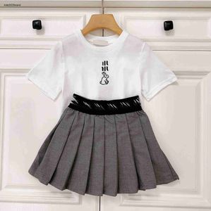 designer baby clothes designer Tracksuits girl Dress Size 100-160 CM 2pcs Logo animal printed round neck T-shirt and pleated skirt June10