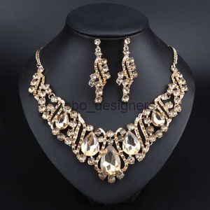 Fashion Indian Jewellery Crystal Necklace Earrings Bridal Jewelry Sets For Brides Party Wedding Costume Accessories Decoration x0817