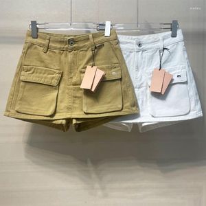 女性のショートパンツ高品質2023夏のトレンドポケットワーキング服2色の汎用性のあるウエストデニム