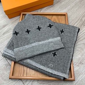 Stickade hattar Beanie Scarves Set Mens Fit unisex Cashmere Lattice Casual Skull Hat Outdoor Fashion High Quality