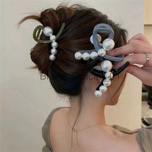 Fashion New Pearl Hair Claws Clips Elegant Grip Hairpin for Women Girls Summer Headwear Non-Slip Thick Hair Crab Barrette x0817 x0823