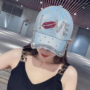 Ball Caps 2023 Kadın Şapkaları Rhinestone Beyzbol Kapağı Açık Hava Spor Snapback Kadınlar için Denim Ruj Desen Şapkası