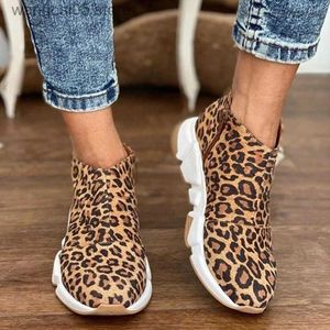 Boots Women Boots Leopard Shoes Women Autumn/Spring Ankel Boots أحذية مقاومة للماء بالإضافة إلى أحذية الحجم Woman T230817