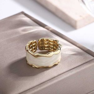 Band Rings TIOWIOS 2023 New Silvery Needle Korean Woman Irregular Wave Pattern Ring Fashion Ins Wind Opening Jewelry Wholesale J230817