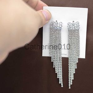 Cazibe Kadın Küpeleri Gümüş Rhinestone Kristal Uzun Püskül Küpeler Kadınlar için Gelin Drop Danglearrings Weddjewelry J230817