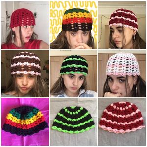 Berretti primaverili e estivi Cappelli a ploro a fiori vuoti per donne giapponese simpatico cappello a maglia sottile a maglia berretti intrecciati a mano dolce