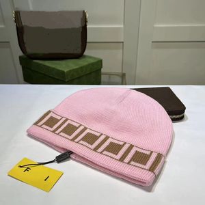 Beanie Skull Caps Designer HatsファッションとレジャーブランドのBrimless Hat Luxury Men and Womens Winter New Knitte
