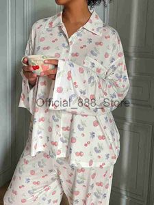 Kvinnors blommigt tryck pyjama set med kort ärm topp- och capri -byxor - Bekvämt loungewear för en avkopplande kväll x0817