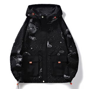 Kurtki męskie astronauta kurtka Jacquard z kapturem z kapturem Onuterwear Onyerwear Spring 2023 Pocoat Water Repellent Trenda HARAJUKU 230816