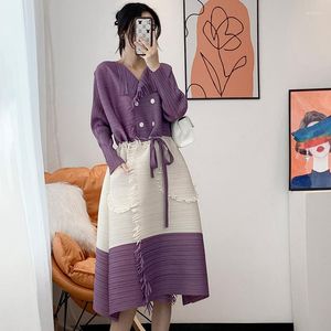 Casual Dresses Miyake Pleated Design Sense Fashion Tassel Color Block Dress Women's Cardigan Loose Waist Style Mid Length