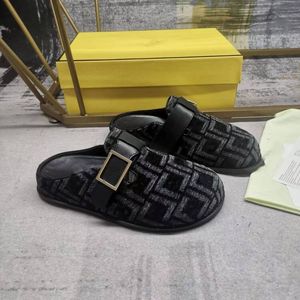 Masowe słomkowe buty deskorolki kapcie dla mężczyzn i kobiet oryginalne pudełko sprzedaż projektantów unisex plażowe flip-flops najwyższej jakości erU35-45