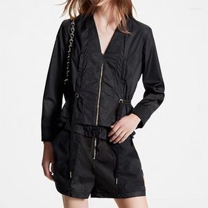 Women's Trench Coats 2023 Fall Black V-neck Drawstring Waist Short Jacket Casual Fashion Loose Ruffled Cardigan Metal Decoration Ladies Y2