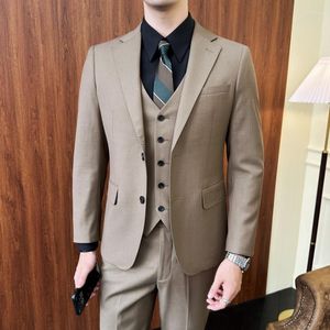 Herrdräkter S-4XL (Jacka Vest Pants) Retro Gentleman Classic Fashion Plaid Mens Formal Business Slim Suit 3pces Set Bruom Wedding Dress