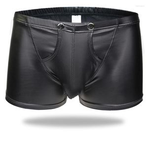 UNDUPTS artı Boyut Seksi Erkekler Boksörler Açık Kasık Sahte iç çamaşırı sahne u dışbükey torba siyah patent deri şort iç çamaşırı xxl