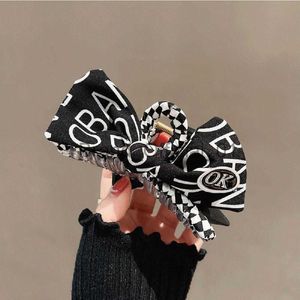 Elegancki vintage Letter Bow for Girls Hair Crabs Clip Clip Clip Women Hair Claws Hairgrip Korean Ponytail Holder x0817