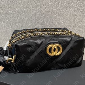 Nylon Designer Makeup Bag For Women Luxury Cosmetic Bag Gold Chain Wash Toiletry Bag Fashion Zipper Make Up Pouch Pochette