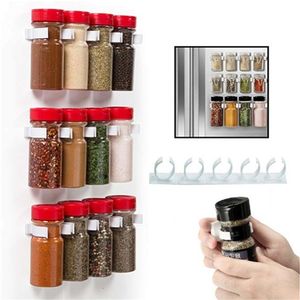 Lebensmittelspeicherorganisation Sets 24 -pc -Gewürzflaschen Rack Küche Wandmontage Zutaten Plastikkleber Clip Schrank Organizer Türhaken Jar Halter Werkzeug 230817