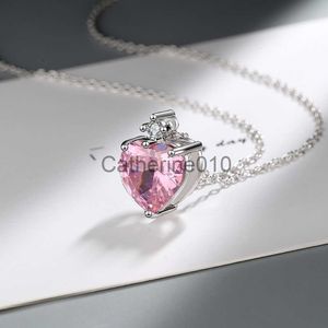 Pendant Necklaces Fashion 925 SterlSilver Zircon Pink Heart Necklaces For Women Luxury Designer Fine Jewelry Gift Female Free ShippItems J230817