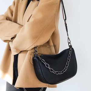 Hobo The cowhide Woman New Chain Messenger bag decoration Color Wide Single Strap Zipper Half Moon Leather Chest Bag All Match HKD230817