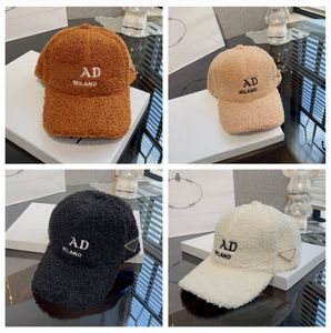 Gorras de bola Fuzzy Gorras de béisbol Invierno Fluffy Bonnet Beanie Diseñador para mujer Sombrero de cachemira Moda para hombre Sombreros de calle Unisex Snapback Sombrero de cubo cálido