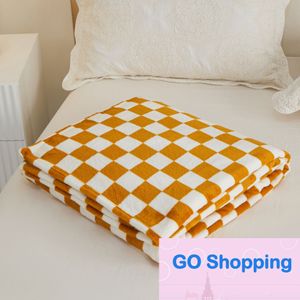 Chessboard Grid Flannel Blanket Thickened Milk Flannel Blanket Coral Fleece Nap Blanket Group Purchase Gift Blanket Wholesale