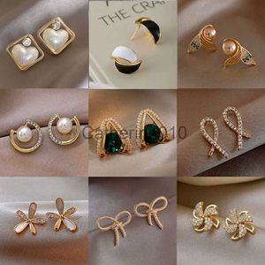 Charme requintado de cor dourada de ouro geométrico de zircão verde earr para mulheres dupla camada de orelha de grãos clássicos pequenos earrweddjewelry j230817