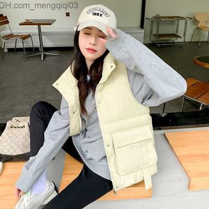 Women's Down Parkas Crriflz Women's Standing Neck Solid Soleveless Jacket Large Pocket Zipper Roose andユニークなコート暖かい女性秋のタンクトップZ230817