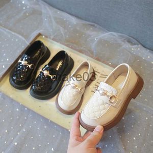 Sneakers Kids Japanese Sweet Girl Loafers Soft Breathable Nonslip Metal Cute Round Head Beige Car Stitching 2022 Spring Children Fashion J230818