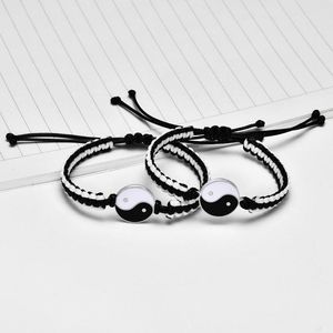Charm armband 2 st/set kinesisk stil tai chi par för kvinnor män svart vit hand vävda armband manliga lyckliga smycken tillbehör