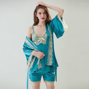 Kadınların Sweetwear Seksi Üç Parçalı Dantel Nightgown Yaz 3pc Pajamasrobe Şort Yumuşak ve İpeksi Bayanlar Kapalı Gece