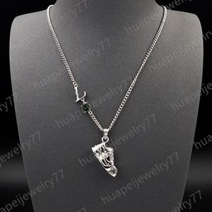 Fashion Men Silver Necklace Luxury Designer Pendant Necklace Green Crystal Letter Shoes Necklaces Holiday Jewelry