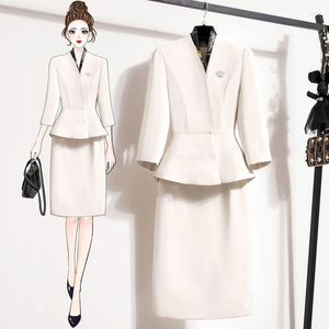 İki parçalı elbise unxx zarif bayan etek takım elbise ince bel blazer yüksek paket kalça kadın 2 adet set beyaz takım elbise