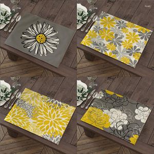 Maty stołowe 4PCS Vintage Słoneflower Placeat Daisy Print Dining Linen Pad Mat Mat 42 32 cm Dekor