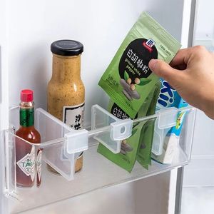 Matlagringsorganisation Ställer in kylskåpspartition Plastiskt köksverktygsflaskor Sortiment Sidan Dividerklipp 230817