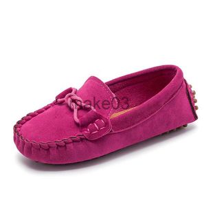 Sneakers Hot Sale Girl Girls Boys Buty mody miękkie mokasyny dzieci płaskie z krowiem mięśnie dna krawat ślubne chłopiec moccasiny J230818