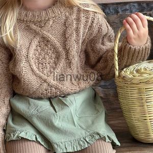 SWEATER DZIECI PULLOVER 2023 Zima Zima luźne chłopcy i dziewczęta retro dzianina stała kolor Casual Prosty modny sweter dla dzieci x0818