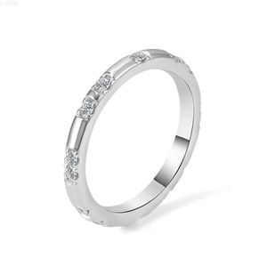 Piccola Eternity Eternity Wedding Band DEF VVS Moissanite Silver 10K 14K 18K Gold Diamond Ring a mano