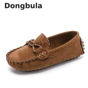 Sneakers barn loafers skor småbarn sneakers barn baby pojkar casual skor för baby flickor mjuka botten skor solid färg mjuk andas j230818