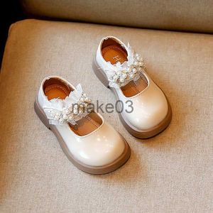 Sneakers Buty dla dzieci Nowe Pearl Lace Princess Softsoled Footwear Kids Flat Rubber Mejczyczy Dziewczyny Student Codziennie 2335 J230818