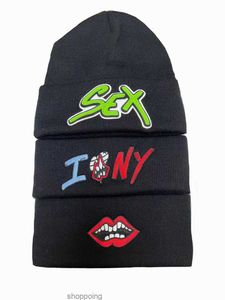 Beanieskull Caps Trend Hip-Hop skateboard Cold Hat Sex Records Matty Boy broderad läder stickad hatt män och all-match hatt 230324c8ff