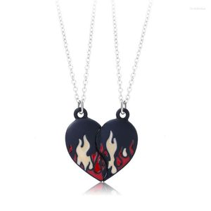 Подвесные ожерелья 2x женщины мужчины сердца сплетни сплетни сплетнения магнитное ожерелье Goth Jewelry Presentry