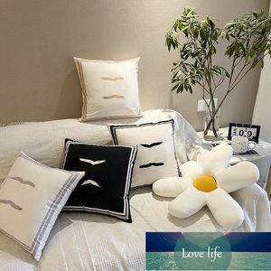 Sovrum lyxkudde utan kudde kärna kudde fodral lyxbrev avancerade soffa retro svartvit kudde täcker nordiskt stil vardagsrum