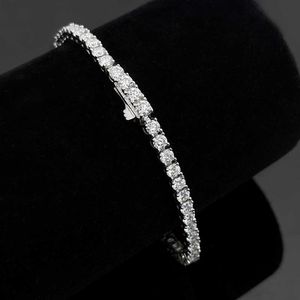 Nya damer fina smycken solid 925 Sterling Silver Delicate 3mm Bredd Rund Cut Diamond Moissanite Tennis Armband