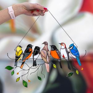 Dekorativa föremål Figurer Färgfönster Bird Pendant Wind Chime Metal Tropical Bird Hanging Decorations Family Door Crafts Home Accessories 230817