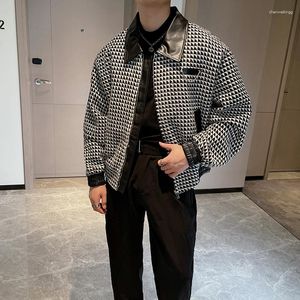 Kurtki męskie 2023 Plaid Blends Men Lux Autumn Down Down Design Retro Emwear Korean Style Casual Coats Chic U64