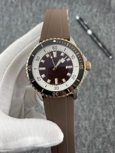 Hochwertige neue Diving -Herren Automatische Uhr Luxus mechanische Uhren für Man de Luxe Keramik Orange Blau Sport 2813 Bewegung Luminous Mode Armbanduhren